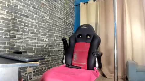 Snapshot of iam_samy chatting on June 2026 11:01:01 AM Samy online show from June 2026 11:01:01 AM
