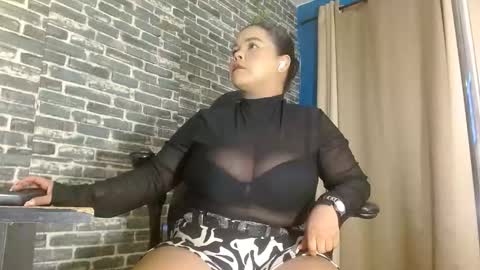 Snapshot of iam_samy__ chatting on January 2026 11:26:01 AM Samy online show from January 2026 11:26:01 AM