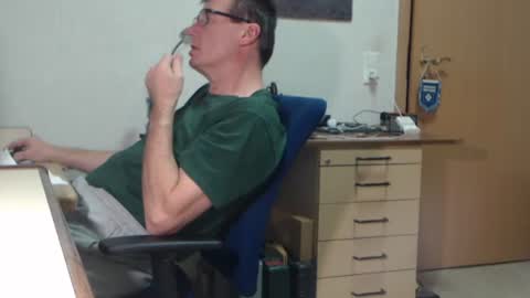 Snapshot of iamachim chatting on November 2025 05:52:01 PM iamachim online show from November 2025 05:52:01 PM