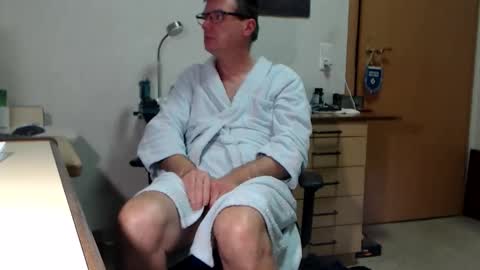 Snapshot of iamachim chatting on November 2025 06:29:01 PM iamachim online show from November 2025 06:29:01 PM