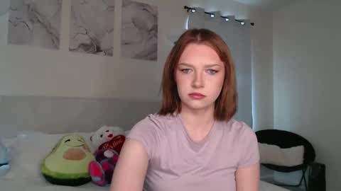 Lexi Love  online show from December 2025 05:41:02 PM
