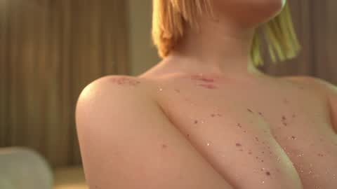 Snapshot of iamclaire_ chatting on December 2024 06:49:01 PM Claire online show from December 2024 06:49:01 PM