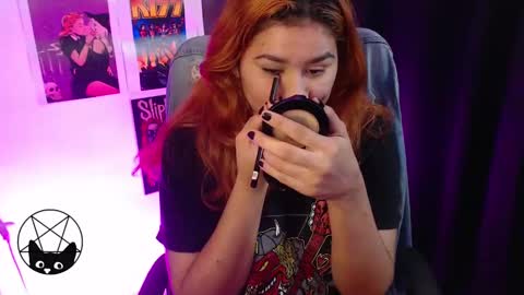 Mari online show from January 2025 12:03:01 AM