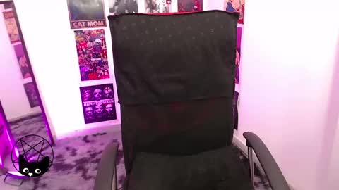 Mari online show from March 2025 05:38:02 AM