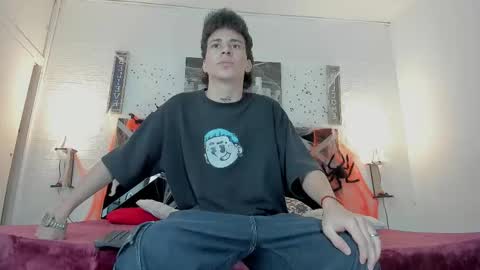 Mariano online show from November 2025 04:04:01 AM