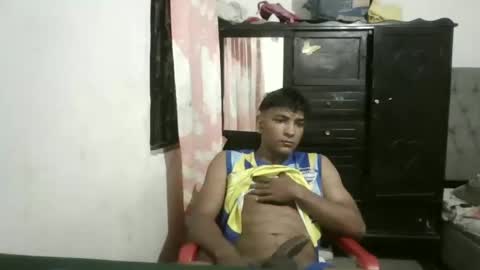 iammaximo online show from March 2025 11:47:02 AM