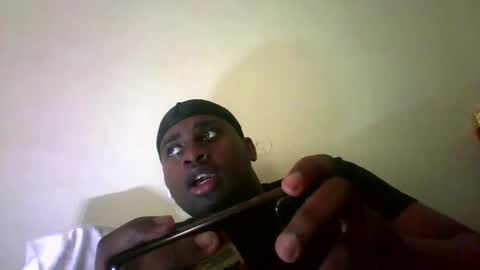 Snapshot of iamryan995442 chatting on April 2026 02:51:01 PM iamryan995442 online show from April 2026 02:51:01 PM