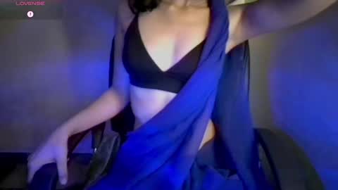 Snapshot of iamsweethoney chatting on September 2025 07:06:02 PM hainnahh online show from September 2025 07:06:02 PM