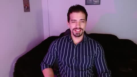 Ian Davis online show from November 2025 01:54:02 PM