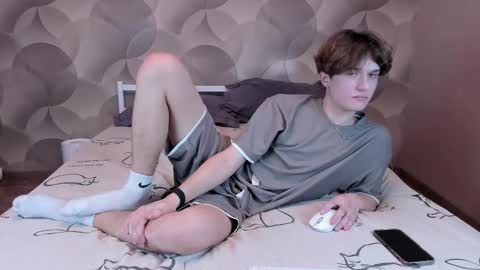 Snapshot of ian_flor chatting on February 2026 03:54:01 PM Ian Flor online show from February 2026 03:54:01 PM