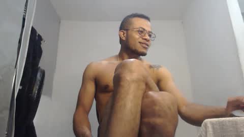 ian_tuner online show from November 2025 12:11:02 AM