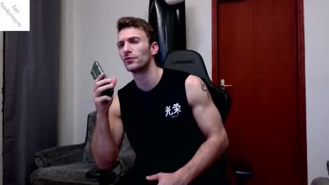 Snapshot of ianandersson27 chatting on February 2025 02:58:01 AM Ian Andersson online show from February 2025 02:58:01 AM