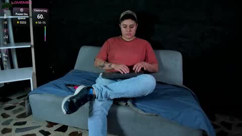 Snapshot of iangilbert chatting on November 2025 09:15:02 PM ian online show from November 2025 09:15:02 PM