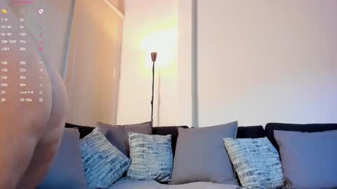 Snapshot of iara_martinez chatting on November 2025 10:49:02 AM I A R A online show from November 2025 10:49:02 AM