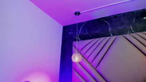 ibbie_ online show from March 2026 12:50:02 PM