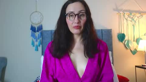 Snapshot of iberianmoonmk chatting on November 2025 05:57:02 PM Iberian Moon online show from November 2025 05:57:02 PM