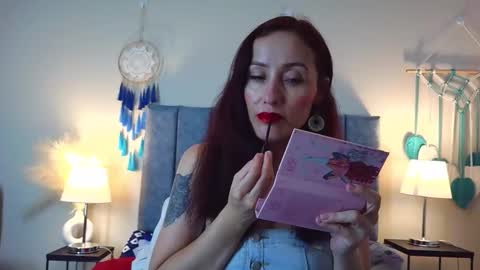 Iberian Moon online show from January 2026 11:25:01 AM