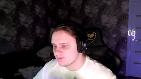 iceger22 online show from February 2025 09:05:02 AM