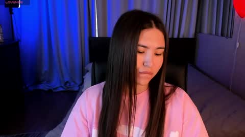 Snapshot of iceicebabe_ chatting on May 2026 01:00:01 AM Aiza online show from May 2026 01:00:01 AM
