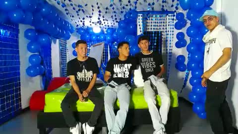 THOMAS AND DAMIAND online show from December 2024 06:06:01 PM