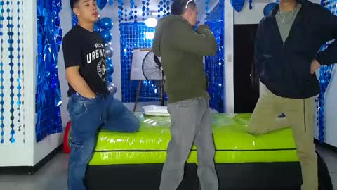 THOMAS AND DAMIAND online show from January 2025 05:49:02 PM