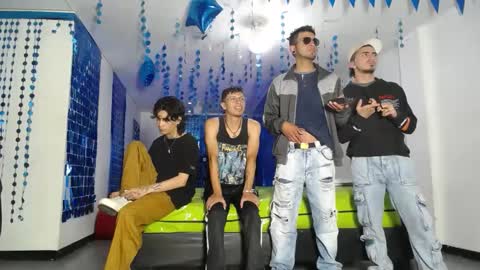 THOMAS AND DAMIAND online show from February 2025 12:55:02 PM