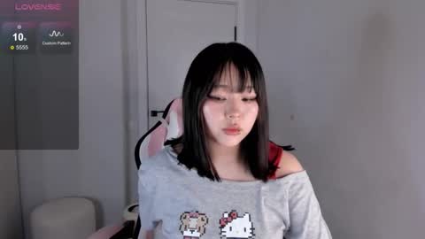 Hitomi   online show from December 2025 12:32:01 PM