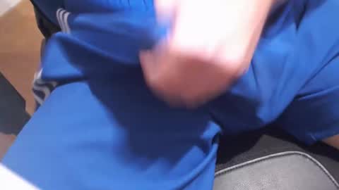 Snapshot of icky_thumps chatting on September 2025 04:26:01 AM icky_thumps online show from September 2025 04:26:01 AM