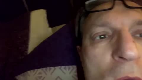 Snapshot of icums4u chatting on February 2025 08:29:01 AM icums4u online show from February 2025 08:29:01 AM