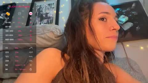 Snapshot of icyspice chatting on December 2025 01:09:02 PM icyspice online show from December 2025 01:09:02 PM