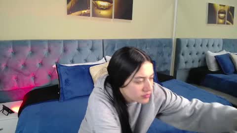 Icy online show from December 2024 11:44:01 AM