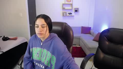 Icy online show from January 2025 11:54:01 AM