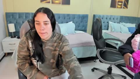 Icy online show from February 2025 11:32:01 AM