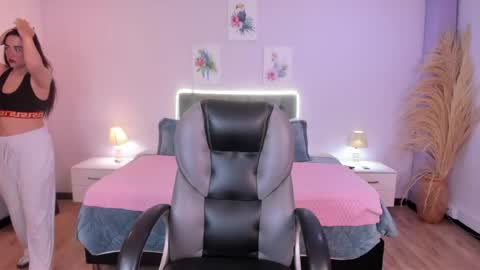 Icy online show from April 2026 11:28:01 AM