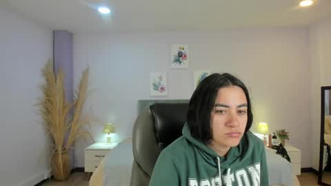 Snapshot of icysweetcam chatting on June 2026 11:59:01 AM Icy online show from June 2026 11:59:01 AM