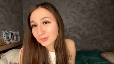 Snapshot of idellmannheim chatting on November 2025 05:17:01 PM Sofi online show from November 2025 05:17:01 PM