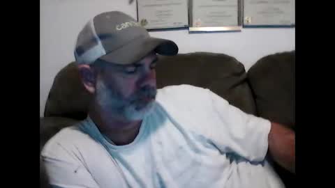 Snapshot of idkwhyidothis348732 chatting on January 2025 01:42:02 AM idkwhyidothis348732 online show from January 2025 01:42:02 AM