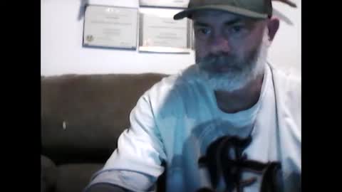 Snapshot of idkwhyidothis348732 chatting on February 2025 12:58:01 PM idkwhyidothis348732 online show from February 2025 12:58:01 PM