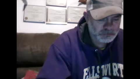 Snapshot of idkwhyidothis348732 chatting on February 2025 12:48:02 AM idkwhyidothis348732 online show from February 2025 12:48:02 AM