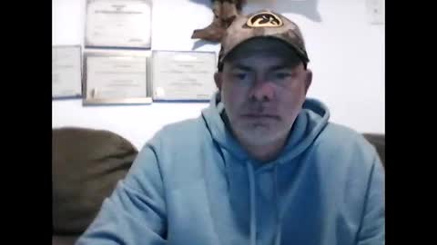 Snapshot of idkwhyidothis348732 chatting on March 2025 12:22:01 PM idkwhyidothis348732 online show from March 2025 12:22:01 PM