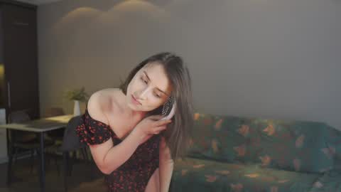 Belle online show from February 2025 12:02:02 PM