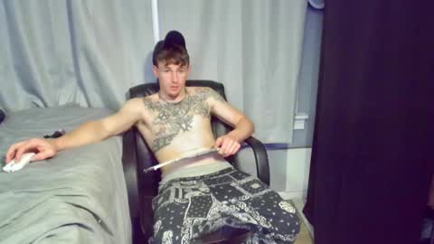 Amiri Roue online show from February 2025 11:36:02 PM