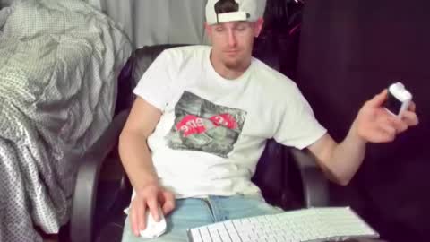 Amiri Roue online show from February 2025 06:12:02 AM