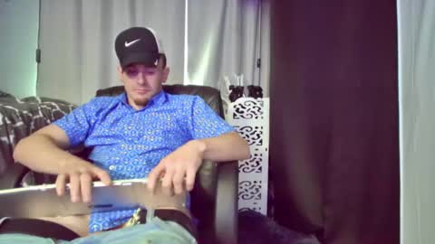 Amiri Roue online show from February 2025 01:05:01 PM