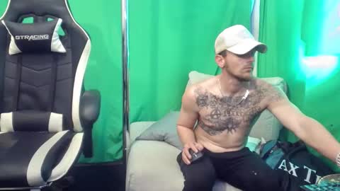 Amiri Roue online show from November 2025 02:54:01 PM