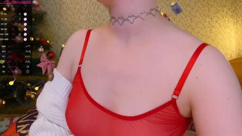 Emmy  help me reach 100 thumbs up online show from December 2024 05:23:02 PM