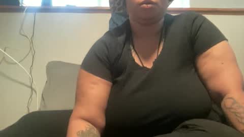 Snapshot of ih8vyx chatting on November 2025 06:20:01 PM ih8vyx online show from November 2025 06:20:01 PM