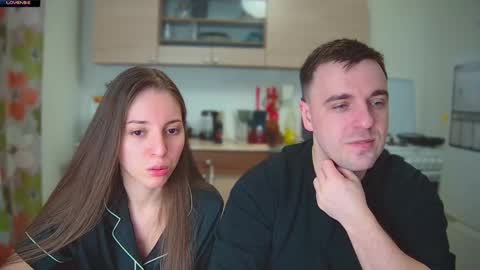 Snapshot of ihavepaws33 chatting on January 2025 08:26:02 PM Julia and Mira online show from January 2025 08:26:02 PM