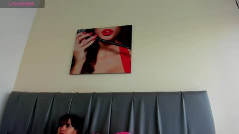 Isabella online show from April 2026 12:25:02 PM