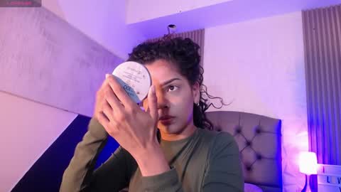 Snapshot of iisabella_smith_ chatting on January 2025 09:00:01 PM Isa online show from January 2025 09:00:01 PM